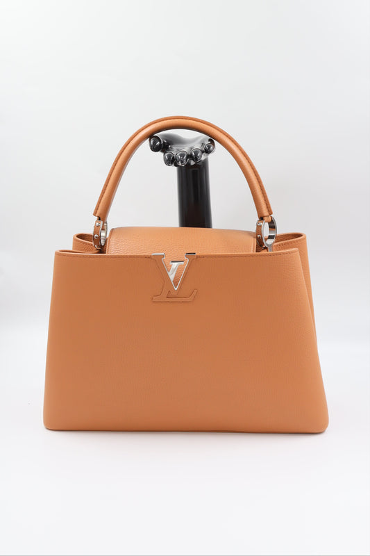 Louis Vuitton Capucines MM